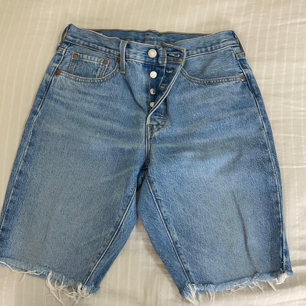 Levi’s shorts